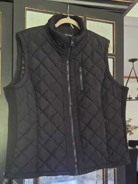 Andrew Marc Black Quilted Sleeveless Vest